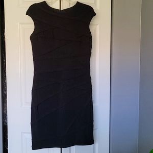 Adrianna PAPELL black cocktail dress